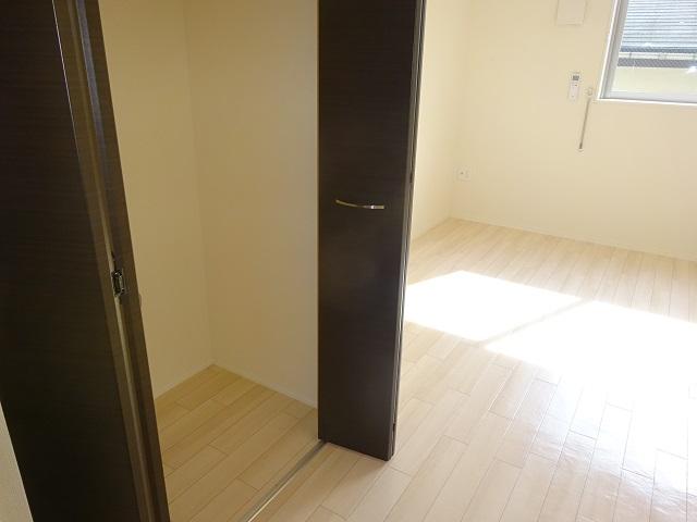 収納　クローゼット