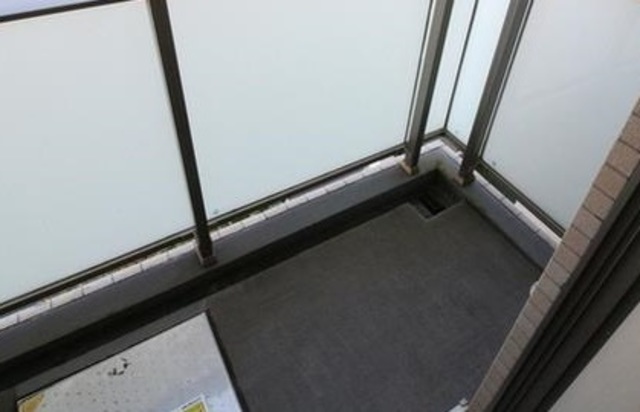 バルコニー　バルコニーあります