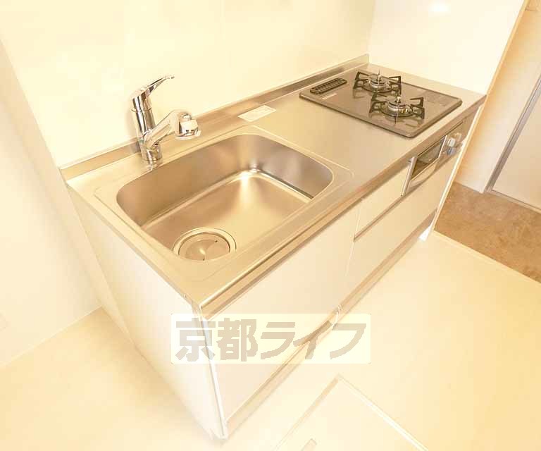キッチン　システムキッチン搭載です。