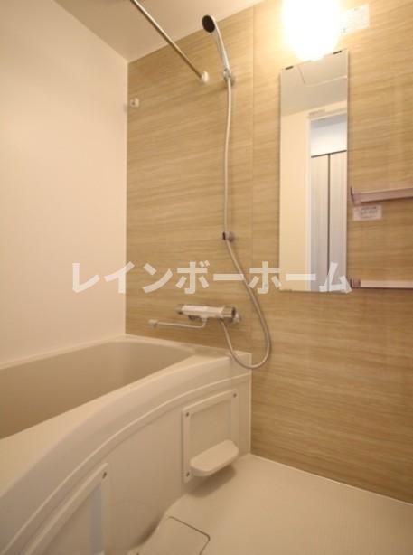 バス・シャワールーム　同施工。参考写真。