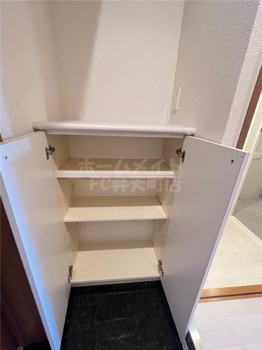 その他　シューズボックスがあります