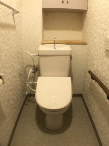 トイレ　温水洗浄便座付きでおすすめ！