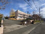 中学校　横浜市立中川西中学校（中学校）まで886m
