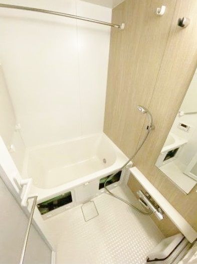 バス・シャワールーム　写真は同タイプ住居です。