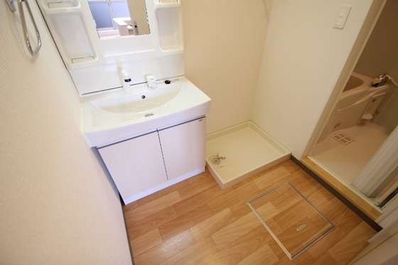 洗面設備　※別部屋の写真です