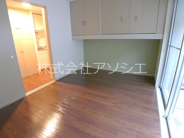 その他部屋・スペース　洋室6帖