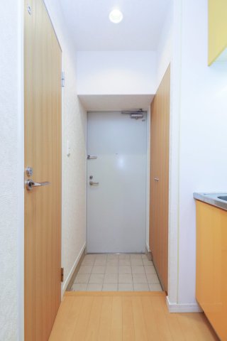 玄関　別号室のものです。現状優先になります。