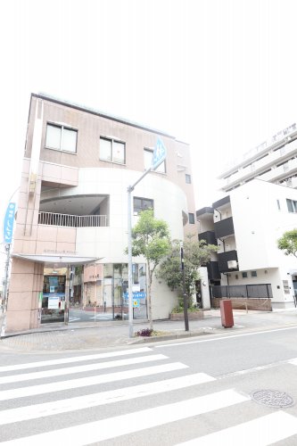 銀行　福岡信用金庫博多北支店（銀行）まで182m