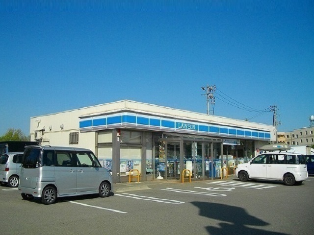 コンビニ　ローソン　新屋鳥木町店（コンビニ）まで500m