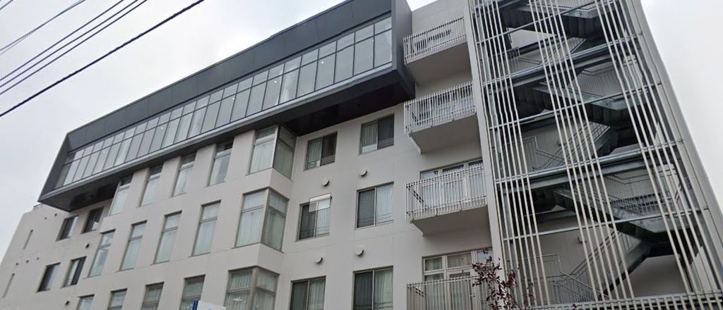 病院　医療法人社団協友会横浜鶴見リハビリテーション病院（病院）まで240m