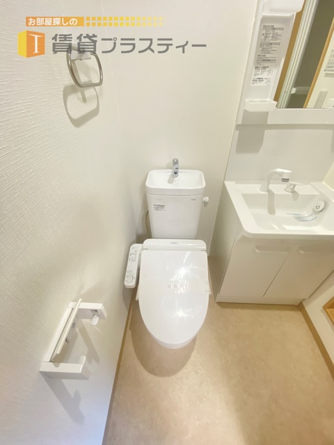 トイレ　お掃除は洗面室と一緒にできます