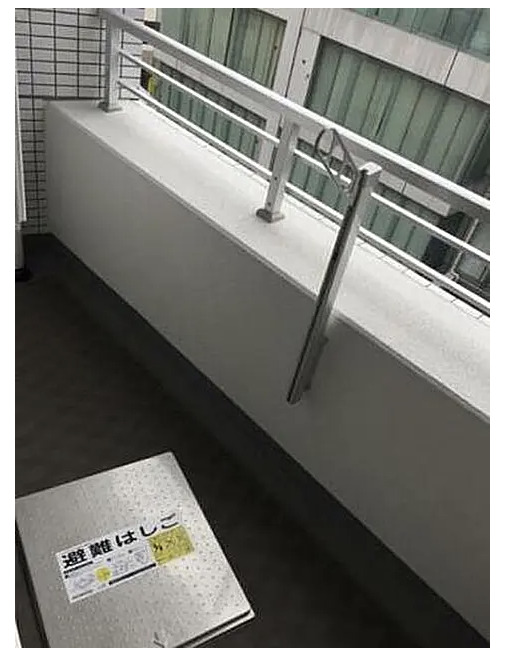 バルコニー
