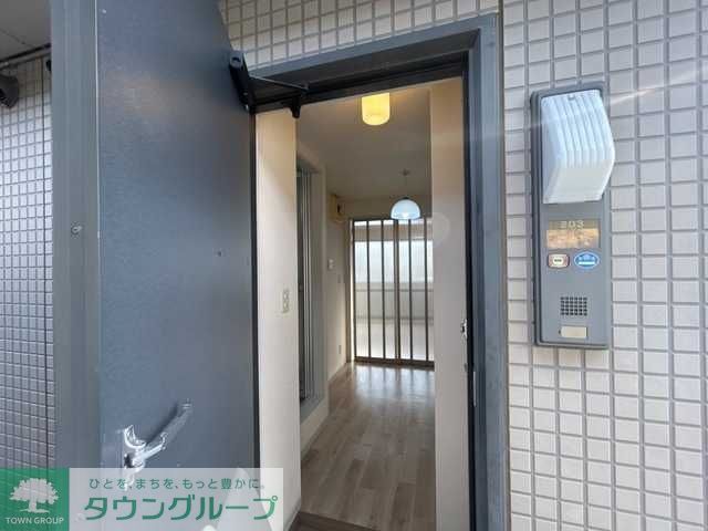 玄関　お問合せはタウンハウジングまで！※現地待合わせ相談可能