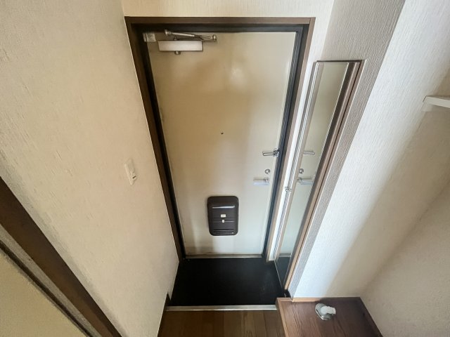 玄関　シンプルで使いやすい玄関です