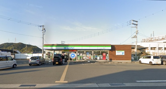 コンビニ　ファミリーマート　御着橋店（コンビニ）まで400m