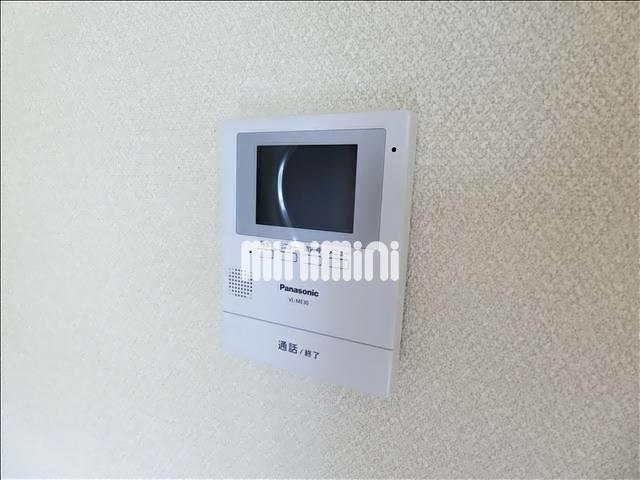 セキュリティ　来客時に安心なＴＶ付きモニターホンです。