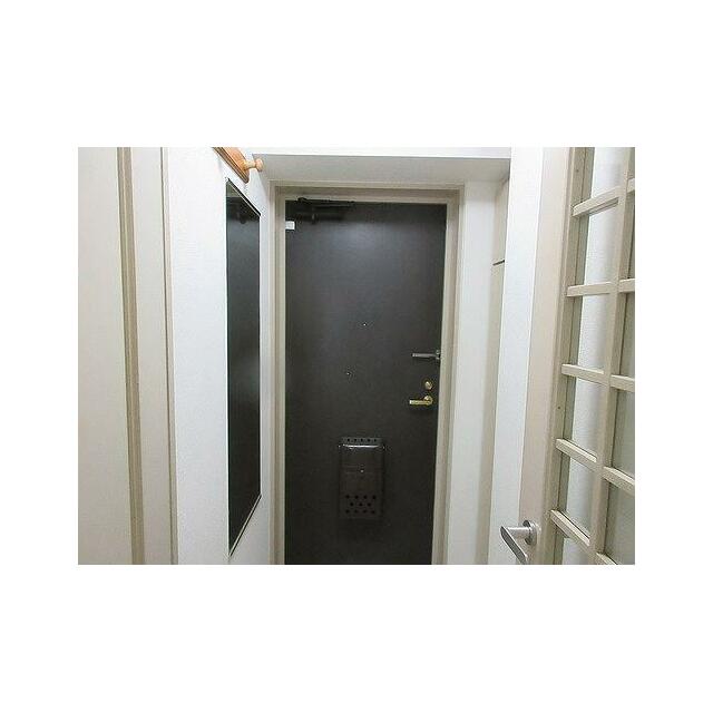 玄関　玄関　※内装前