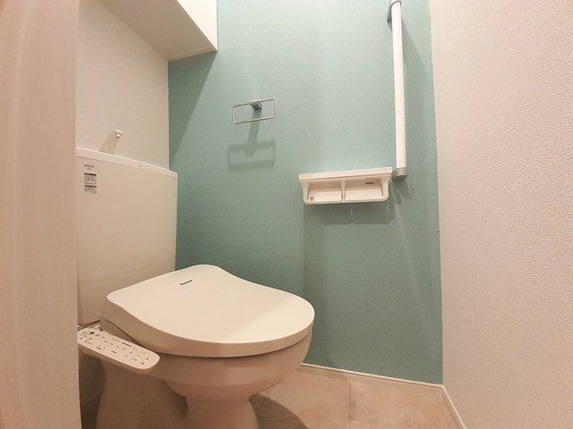 トイレ　ゆったりとした空間のトイレです