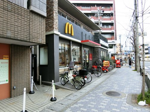 飲食店　マクドナルド 山科椥辻店（飲食店）まで495m