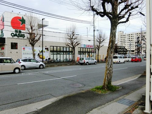 ドラックストア　スギ薬局 山科椥辻店（ドラッグストア）まで454m