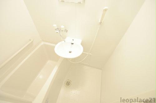 バス・シャワールーム　備品や設備仕様は号室等により異なります現地をご確認ください。