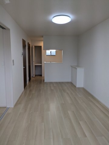 居室・リビング　同施工参考写真となります