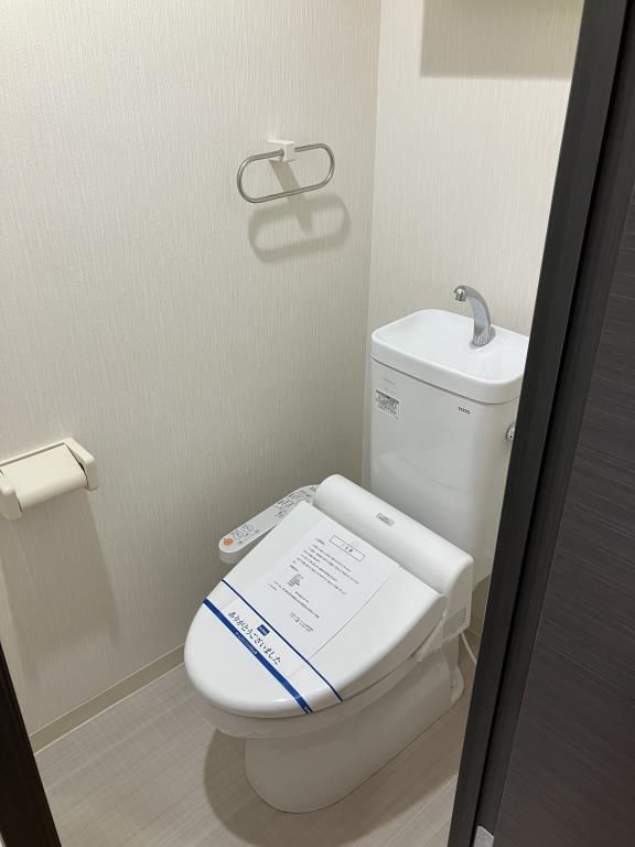 トイレ　※別部屋参考写真