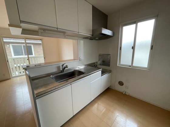 キッチン　※別部屋の写真です