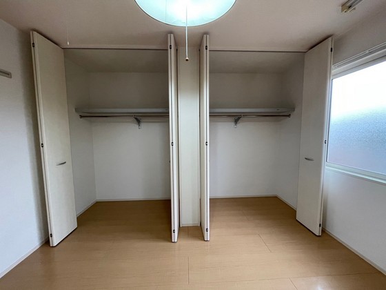収納　※別部屋の写真です