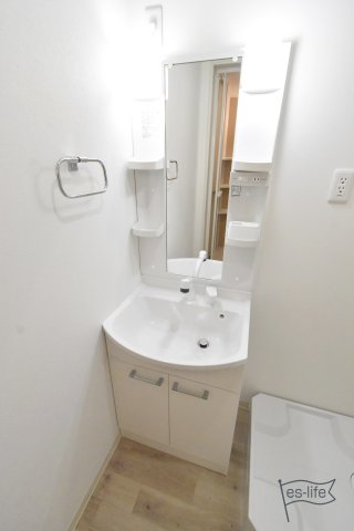 洗面設備　同仕様