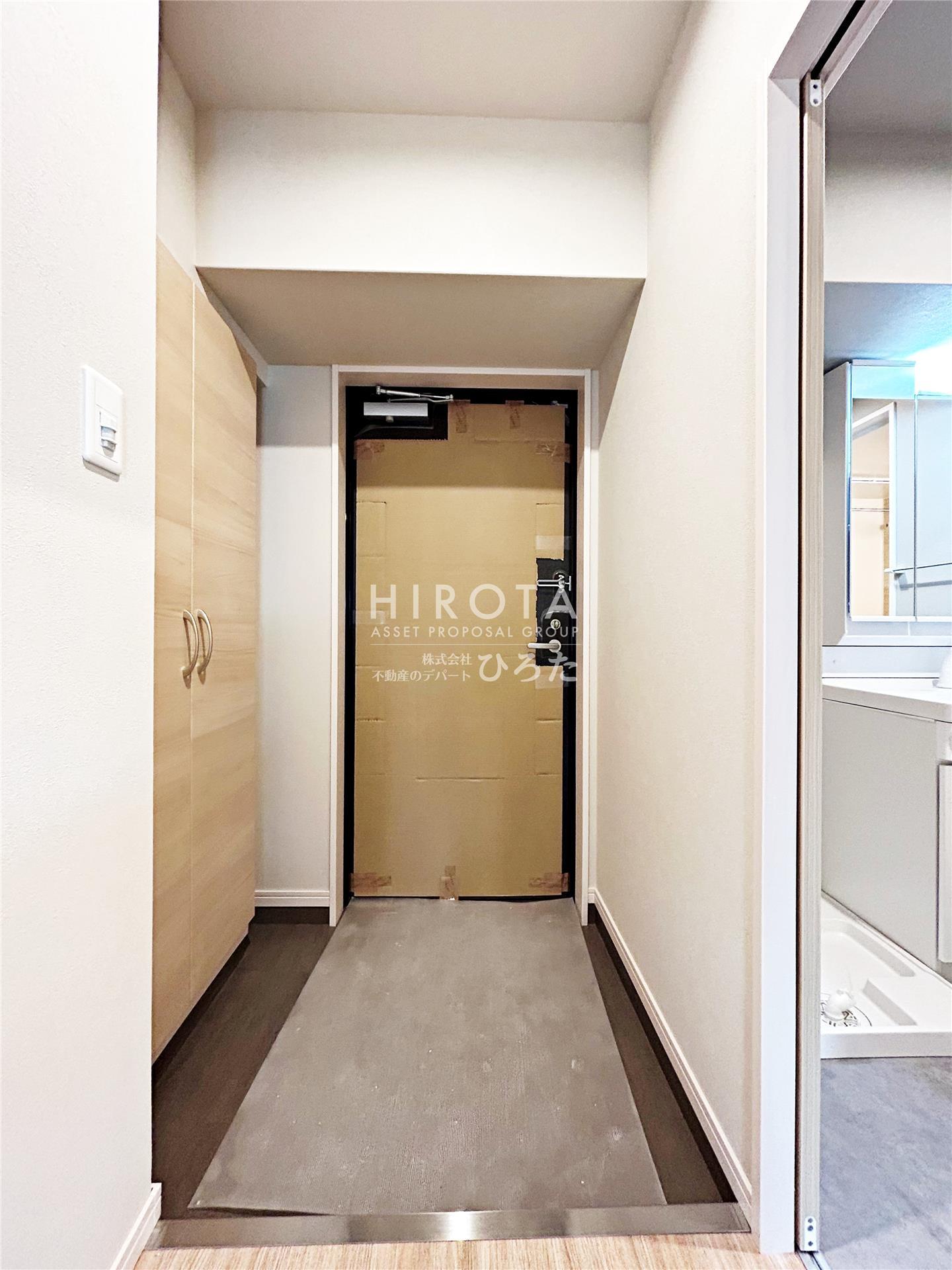 玄関　建築中の為、同施工会社の写真でご参考下さい。