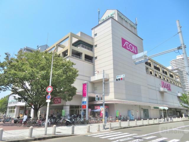 スーパー　イオン高見店（スーパー）まで592m