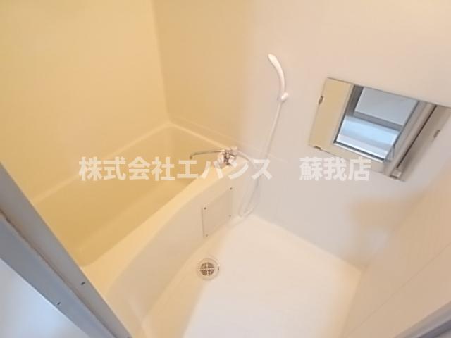 バス・シャワールーム　別号室の写真になります。