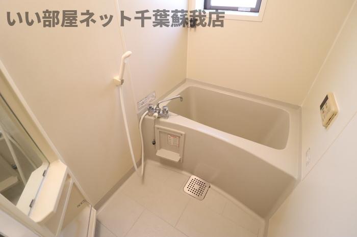 バス・シャワールーム　お風呂で日々の疲れを落としましょう