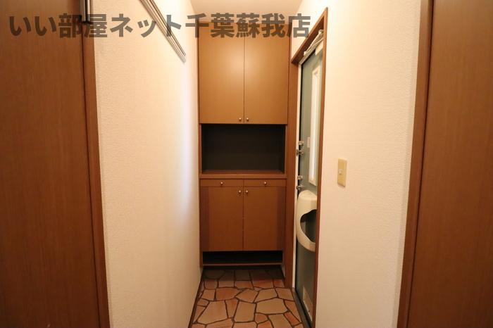 玄関　収納もある玄関です