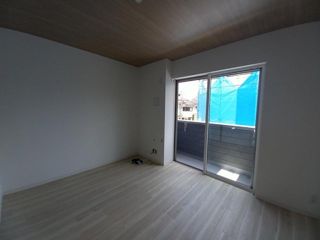 INOVE寝屋川大利元町の内装写真
