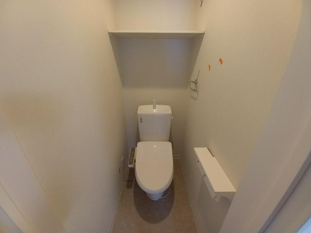 INOVE寝屋川大利元町のトイレ写真
