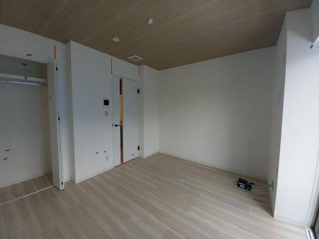INOVE寝屋川大利元町の居間写真