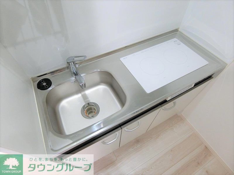 キッチン　2口IHコンロ。料理好きな方にも嬉しいですね！
