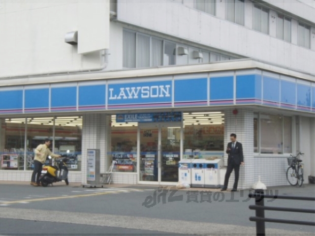 コンビニ　ローソン太秦荒木町店（コンビニ）まで30m