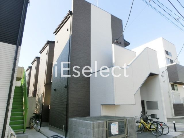 建物外観　千葉駅まで徒歩１５分の立地にあります。