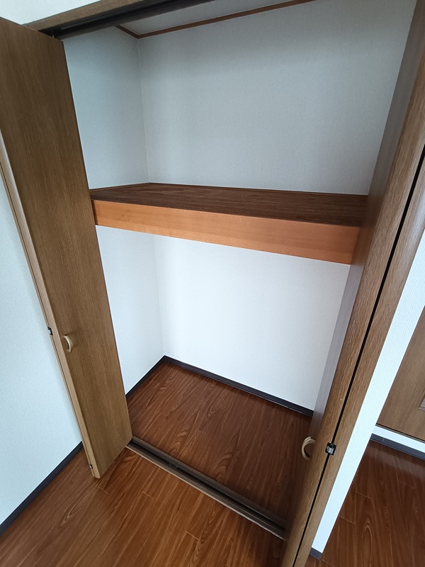 収納　居室収納