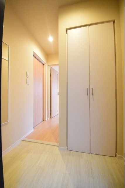 玄関　★★大きなシューズボックス完備★★