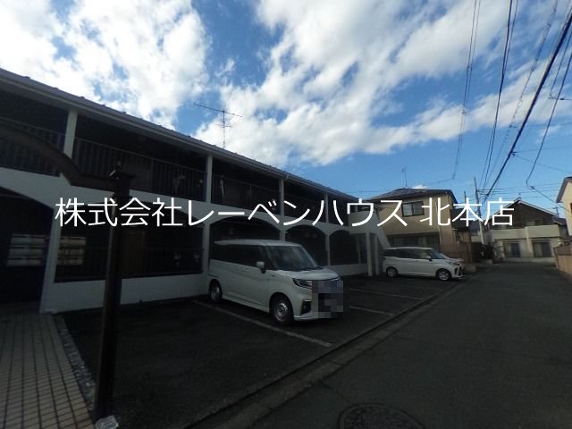 駐車場　レーベンハウス北本店へ　048-590-5757