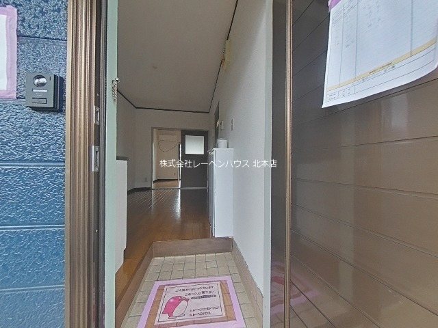 玄関　★レーベンハウスホームページに写真たくさんあります★