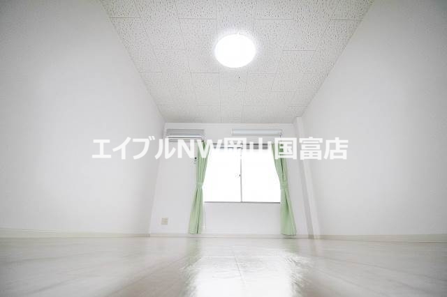 居室・リビング　学生さん、新社会人さんにおススメ
