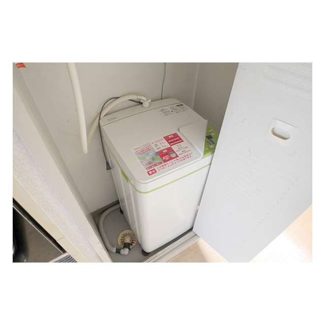 その他部屋・スペース　収納型洗濯機置場