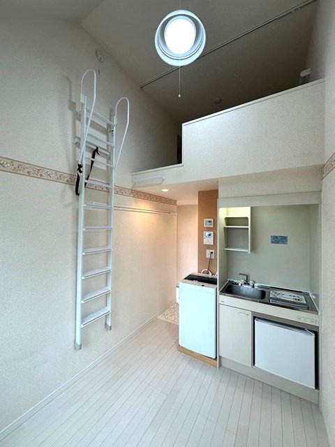 その他部屋・スペース　※参考写真※南西向き洋室5.3帖☆ロフトスペースがあります♪