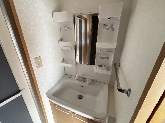 洗面設備　別室参考写真です。