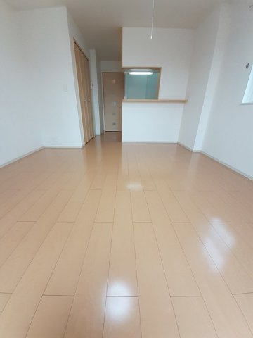 居室・リビング　明るい室内です☆